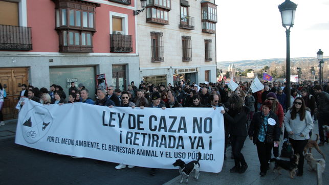 Imagen de la manifestación contra la nueva Ley de Caza que se celebró en Toledo, la semana pasada. // Foto: ediario.es